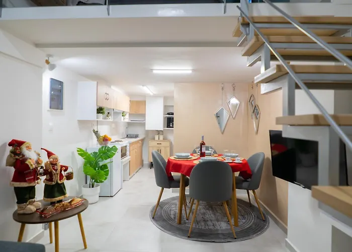 Freedom's Loft Apartment Volos